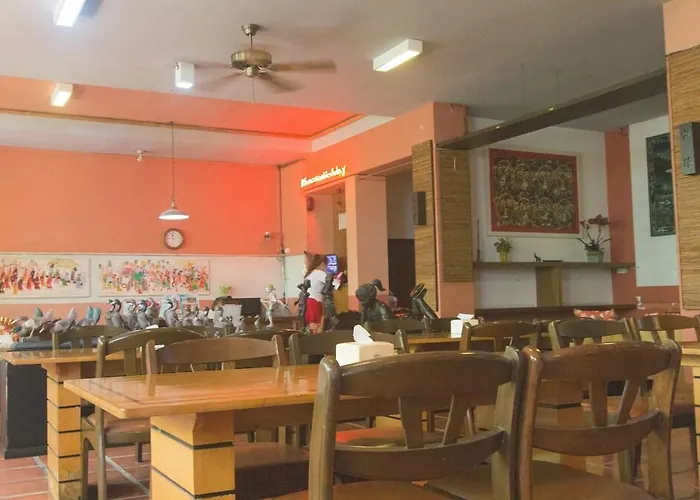 Khaosan Hotel